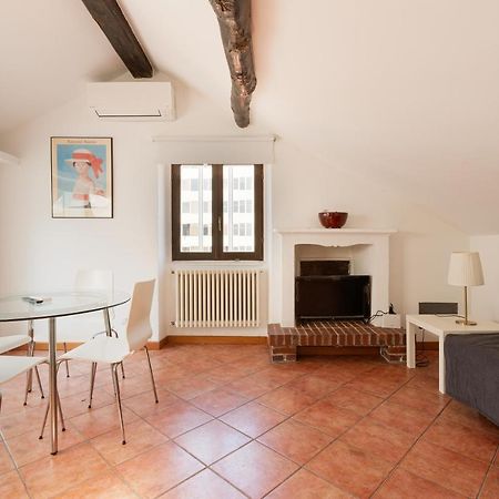 Corso Como Balcony Apartment Milano Esterno foto