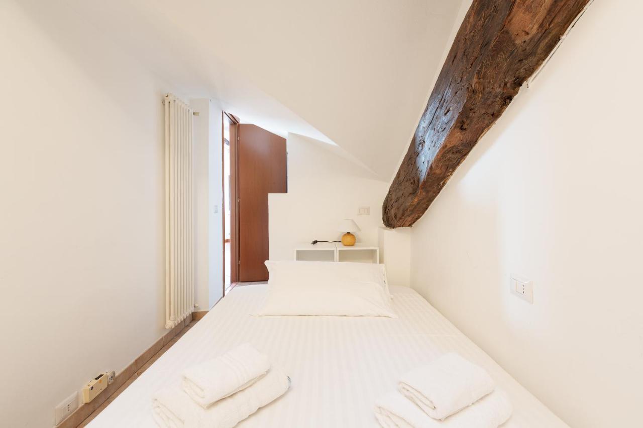 Corso Como Balcony Apartment Milano Esterno foto